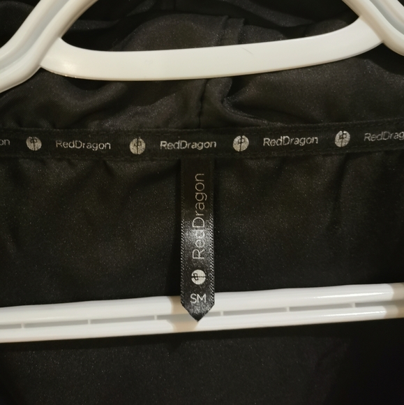 Red Dragon Beaded Vest - Picture 5 of 5